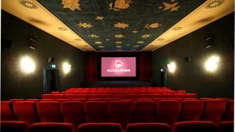 Altes Kino Vaduz mit roten Kinositzen